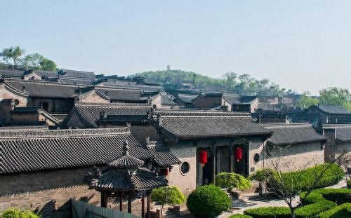 气候温暖，南北走向，林业资源